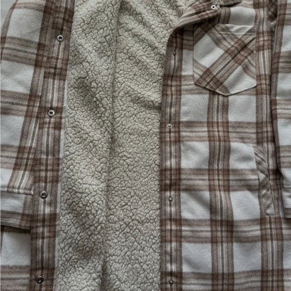 Hollister Cream Sherpa Jacket - Picture 3 of 3